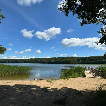 Letniskowy Nad Jeziorem Gilwa Holiday home Woryty