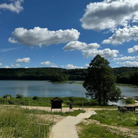 Letniskowy Nad Jeziorem Gilwa *
